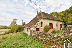 Haus zu verkaufen st germain les belles, limousin, Li792 Bild - 1