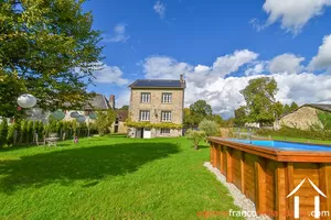Dorfshaus zu verkaufen meilhards, limousin, Li942 Bild - 2