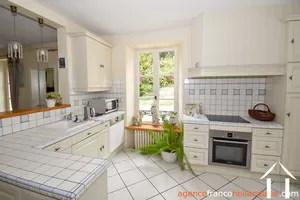 Herrenhaus zu verkaufen ussel, auvergne, Li944 Bild - 10