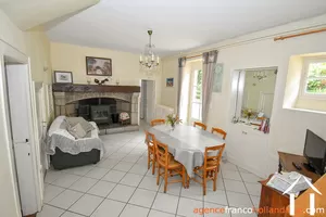 Herrenhaus zu verkaufen ussel, auvergne, Li944 Bild - 12