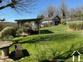 Haus zu verkaufen , Li968 Bild - 2