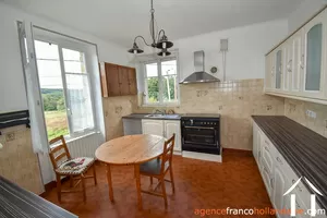 Haus zu verkaufen , Li995 Bild - 3