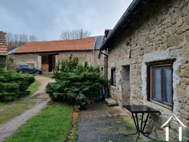 Cottage zu verkaufen arronnes, auvergne, AP03007978 Bild - 1