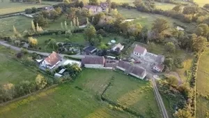 Haus zu verkaufen bayet, auvergne, AP03007990 Bild - 1