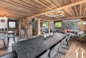 Chalet zu verkaufen combloux, rhone-alpes, C4633 Bild - 1