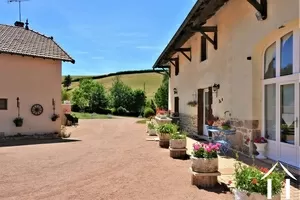 Gästehauskomplex zu verkaufen cluny, burgund, JP5150S Bild - 3