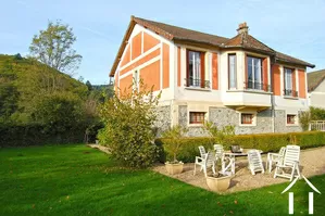 Haus zu verkaufen lucenay l eveque, burgund, MW5213L Bild - 1