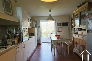 kitchen with doors terras