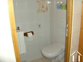 2. Toilette im Haus