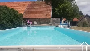großer Pool