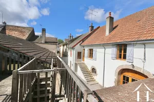 Façade vue de la terrasse