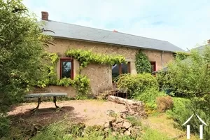 Bauerhaus zu verkaufen ouroux en morvan, burgund, CvH5539m Bild - 1