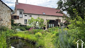 Charmantes restauriertes Bauernhaus mit schönem Garten