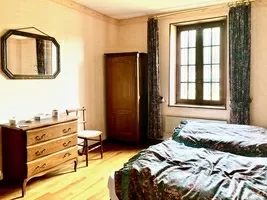 1. Stock, Schlafzimmer 1