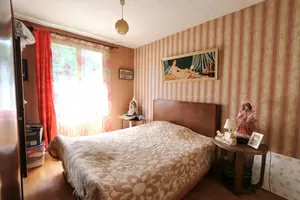 Schlafzimmer 1