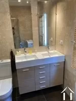 Doppelwaschbecken
