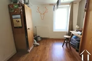 Schlafzimmer 2 mit Blick auf den Fluss
