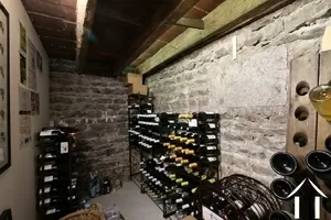 Weinkeller im Erdgeschoss