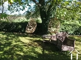 Hängende Gartenstühle