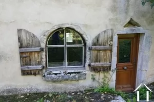 Küchen-Hintertür und Fenster