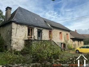 Authentisches Künstlerhaus mit benachbartem Projekt Ref # Li949 