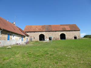 Bauernhaus zu verkaufen in CHAPPES Ref # AP03007887 