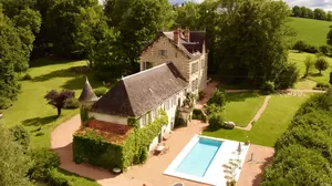Château zu verkaufen in SAINT GERAND LE PUY Ref # AP03007959 