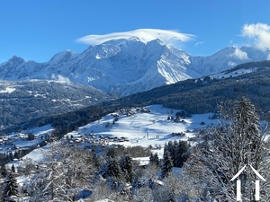 Grundstück und Chaletprojekt mit Blick auf den Mont Blanc in Combloux Ref # C2672 