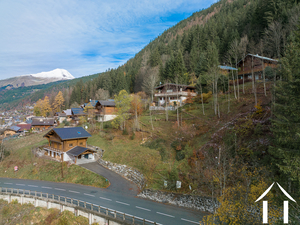 Bebaubares Grundstück mit Genehmigung für 325m² Ski Chalet Morzine Ref # C3528 