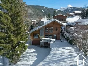Magnificient renovated chalet renovated in 2018 in a quiet area morzine Ref # C3777 