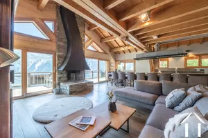 Alleinstehendes 14-Zimmer-Chalet - atemberaubende Aussicht Ref # C6511 