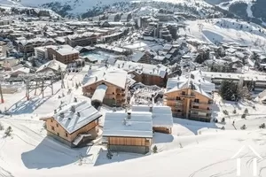 Einzigartiges 6-Schlafzimmer-Chalet - prestigeträchtige Annehmlichkeiten Ref # C6726(5178) 