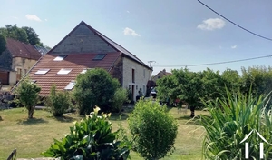 Charakteristisches Dorfhaus mit Hallenbad Ref # RT5437P 