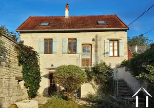 Gemütliches, bezugsfertiges Landhaus in Nord-Burgund zu verkaufen Ref # BH5481H 