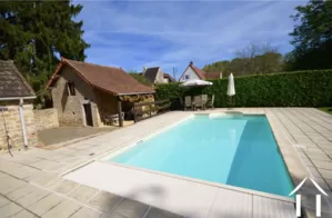 Großes Haus mit Pool in Couches, Burgund Ref # BH5506D 