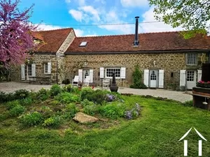 Charmantes Cottage mit großem Garten und Pool Ref # RT5559P 