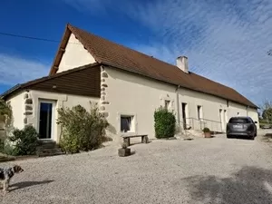 Umgebautes Fachwerkhaus / ehemaliges Gasthaus mit einer wunderschönen Aussicht. Ref # JdB5554A 