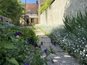 Niedliches Dorfbewohner mit großem separatem Garten Ref # RT5607P 