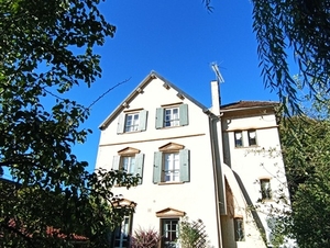 La Joncheraie  Eine seltene Art-Déco-Residenz im historischen Noyers-sur-Serein Ref # BH5622H 