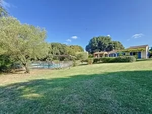 Villa with park garden , views and heated pool Ref # 06-731114 