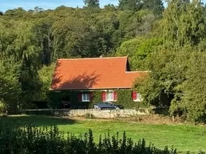 Komfortables freistehendes Haus im Naturpark Morvan Ref # cvh5627 