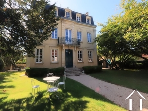 Maison de Maitre aus dem 19. Jahrhundert, in einem 1500 m² großen Park Ref # LC4944 