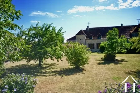 Charakterhaus zu verkaufen st sernin du plain, burgund, BH5203D Bild - 2