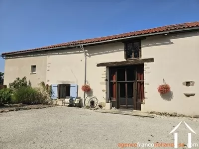 Haus zu verkaufen chalus, auvergne, Li1010 Bild - 14