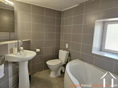 Haus zu verkaufen chalus, auvergne, Li1010 Bild - 6