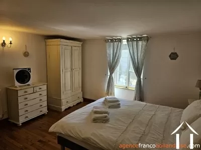 Haus zu verkaufen chalus, auvergne, Li1010 Bild - 10