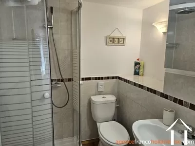 Haus zu verkaufen chalus, auvergne, Li1010 Bild - 9