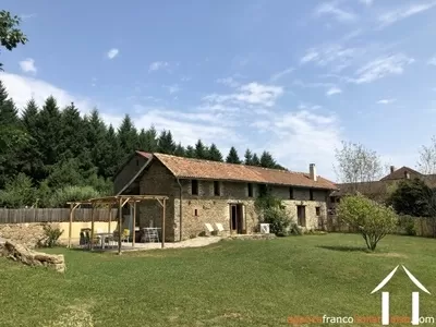 Haus zu verkaufen chalus, auvergne, Li1040 Bild - 24