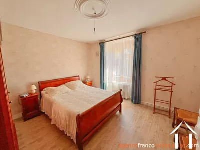 Dorfshaus zu verkaufen chateauneuf la foret, limousin, Li1043 Bild - 13