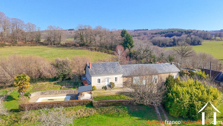House with barns, swimming pool and close to 4 acres Ref # Li1061 